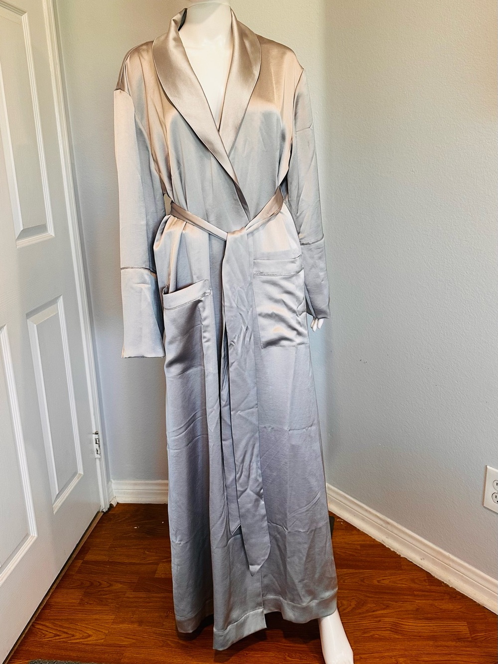 Victoria Secret Silky Long Wrap Robe - Light Gray
